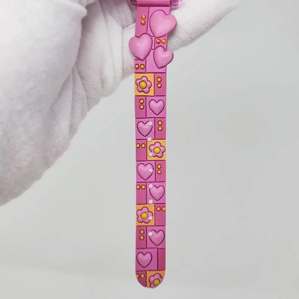 Vintage Disney Minnie Mouse Pink Hearts Watch